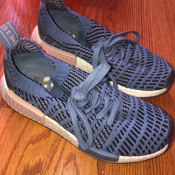 Adidas NMD R1 Primeknit running shoes - Picture 3 of 5
